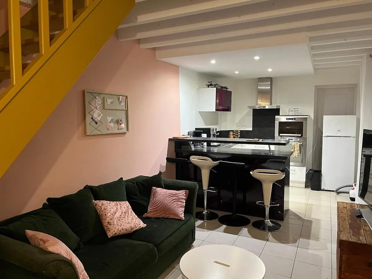 Prázdninový dům Petite Maison Agreable Climatisee Nègrepelisse